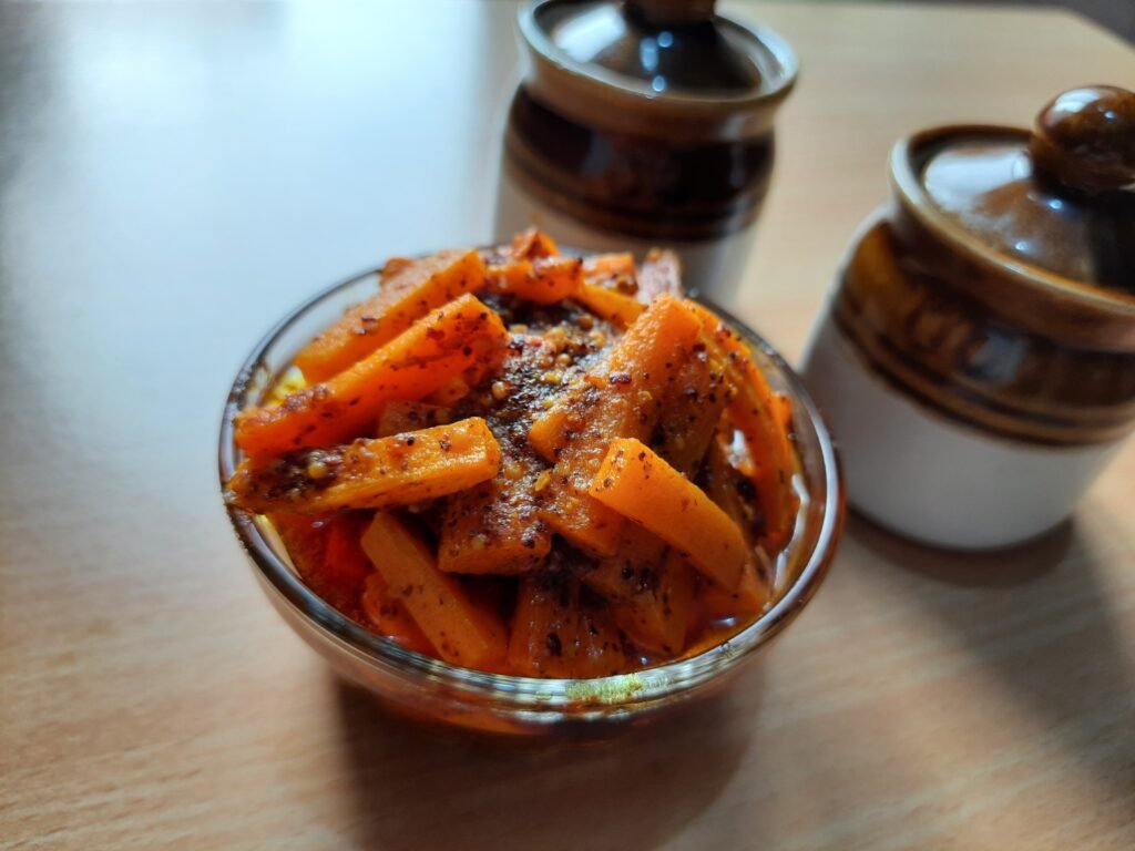 Carrot Pickle, Instant Carrot Pickle, Carrot Pickle Recipe, Benefits of Carrot, Gajar ka achar 